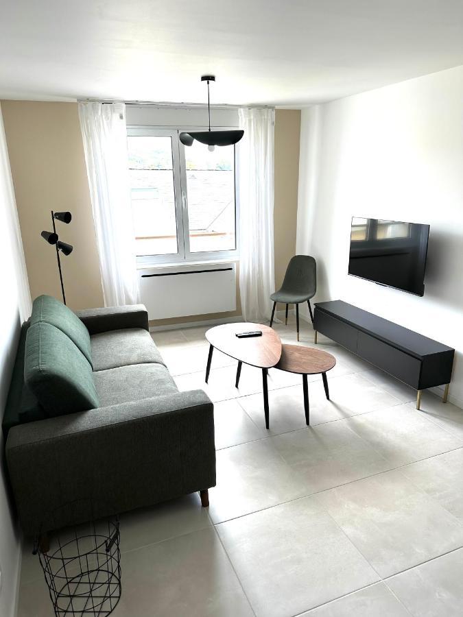 Appartement Neuf Contemporain Lourdes Exterior photo